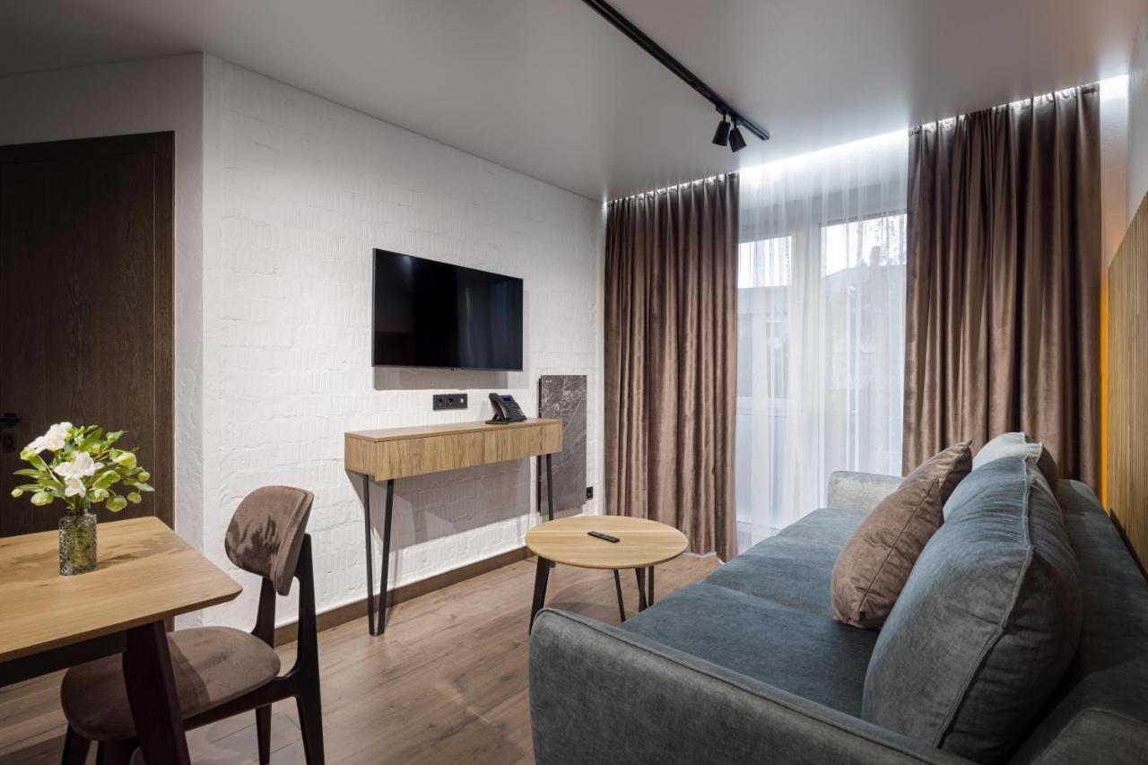 Apartel Uzhhorod Luaran gambar
