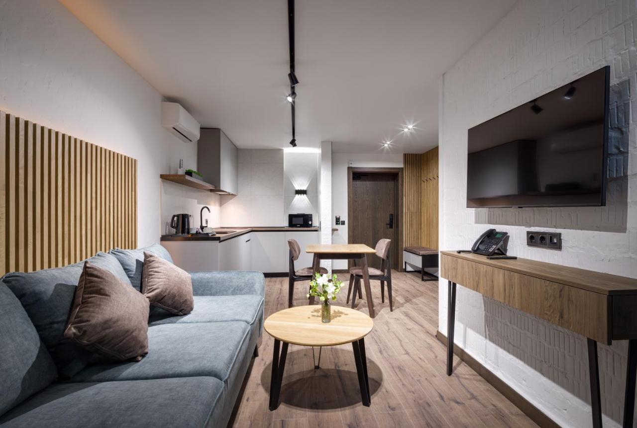 Apartel Uzhhorod Luaran gambar
