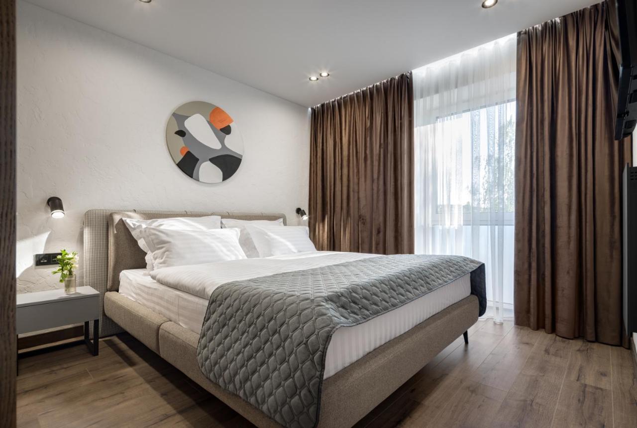 Apartel Uzhhorod Luaran gambar