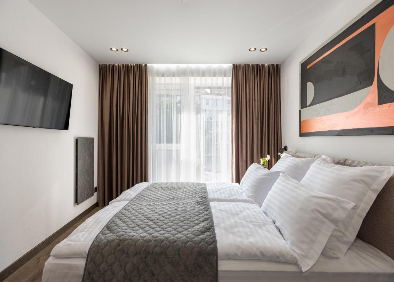 Apartel Uzhhorod Luaran gambar